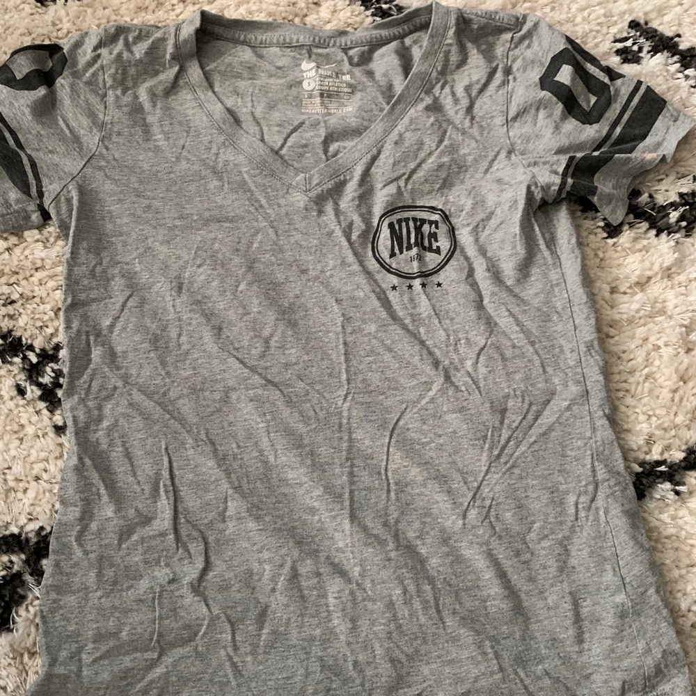 Grey Nike Tshirt